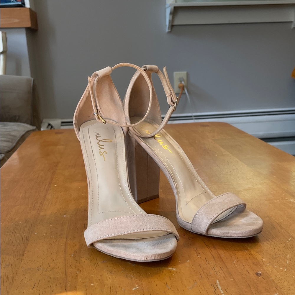 Lulu’s Nude Suede Heels